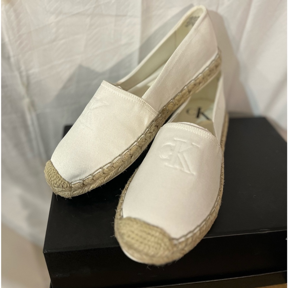 🆕. Calvin Klein Women canvas espadrilles 7.5